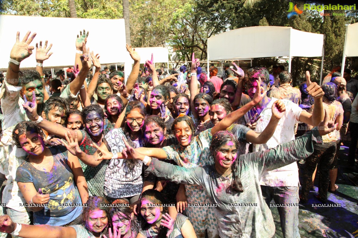 Rang Barse Holi Party at Oyster Lounge, Jubilee Hills, Hyderabad