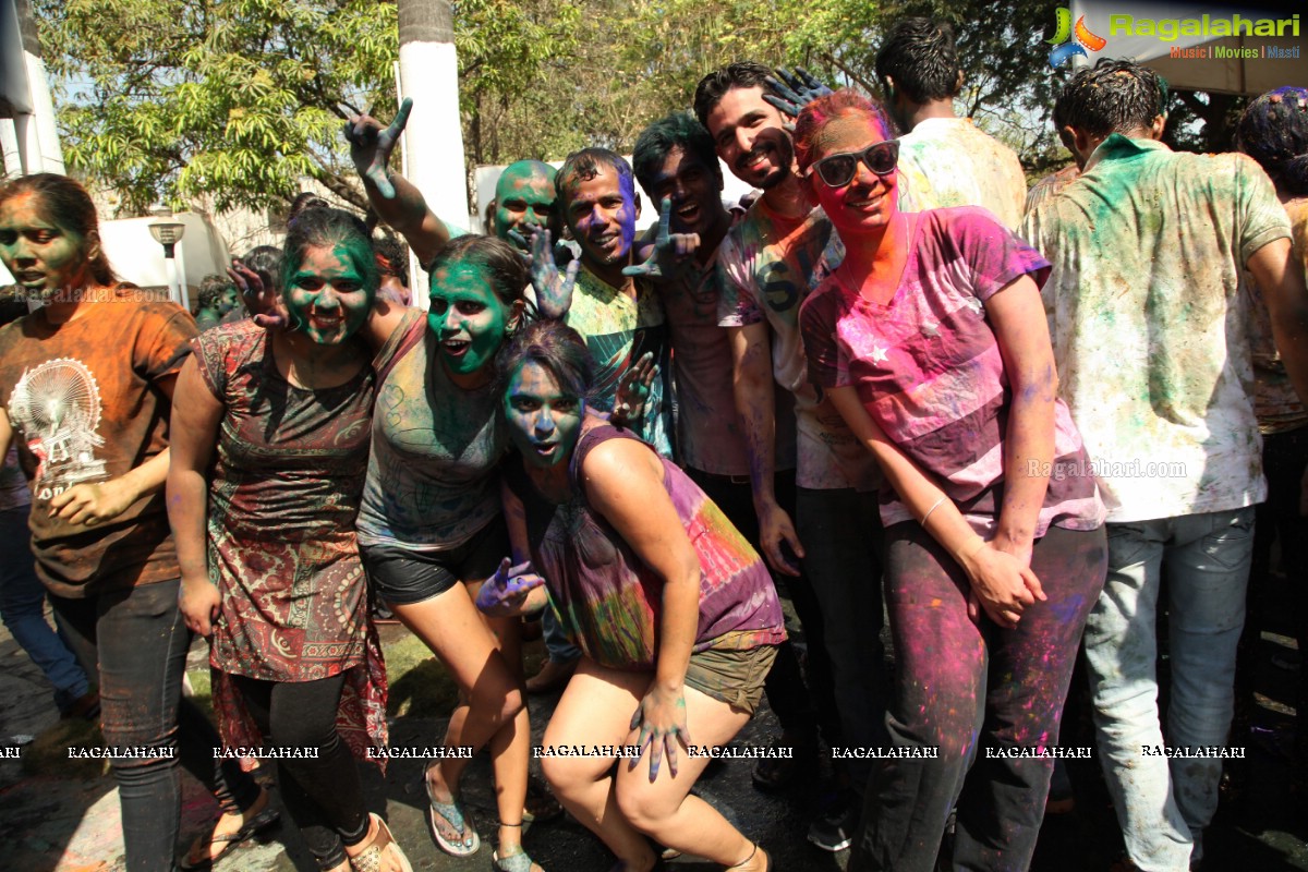 Rang Barse Holi Party at Oyster Lounge, Jubilee Hills, Hyderabad