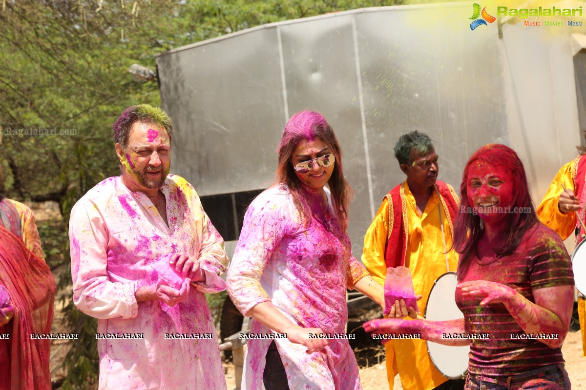 Raunaq's Grand Annual Holi Colour Festivity 2017