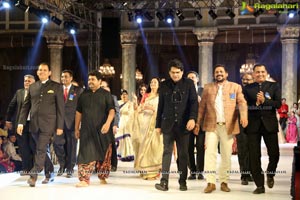 Rotary Fashion Ramp Walk