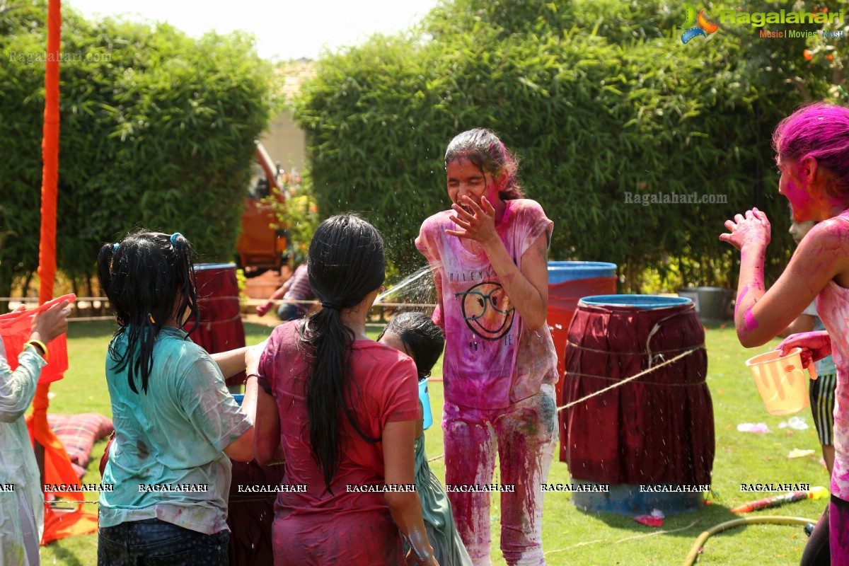 Holi 2017 Celebrations by Samanvay Ladies Club, Hyderabad