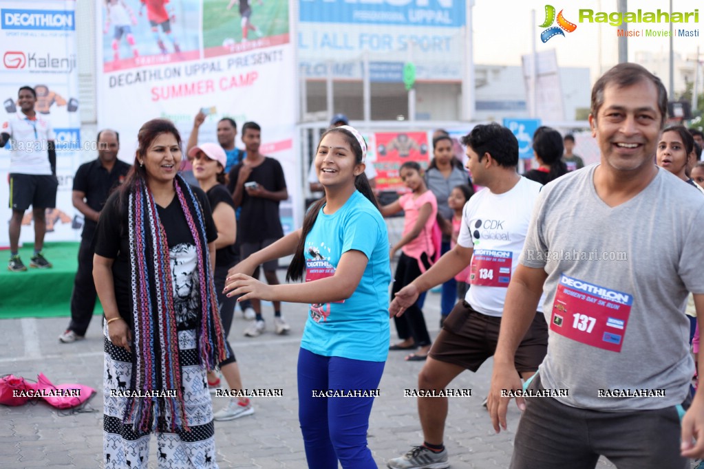 Women Run with Ritz Studious by Decathlon Uppal