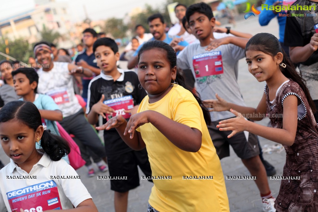 Women Run with Ritz Studious by Decathlon Uppal