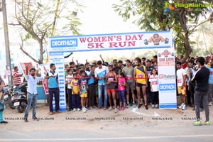 Decathlon Uppal Women Run