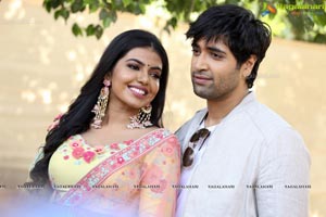 2 States Starring Adivi Sesh-Shivani Rajasekhar Film Launch