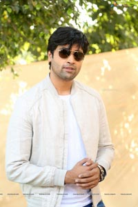 2 States Starring Adivi Sesh-Shivani Rajasekhar Film Launch