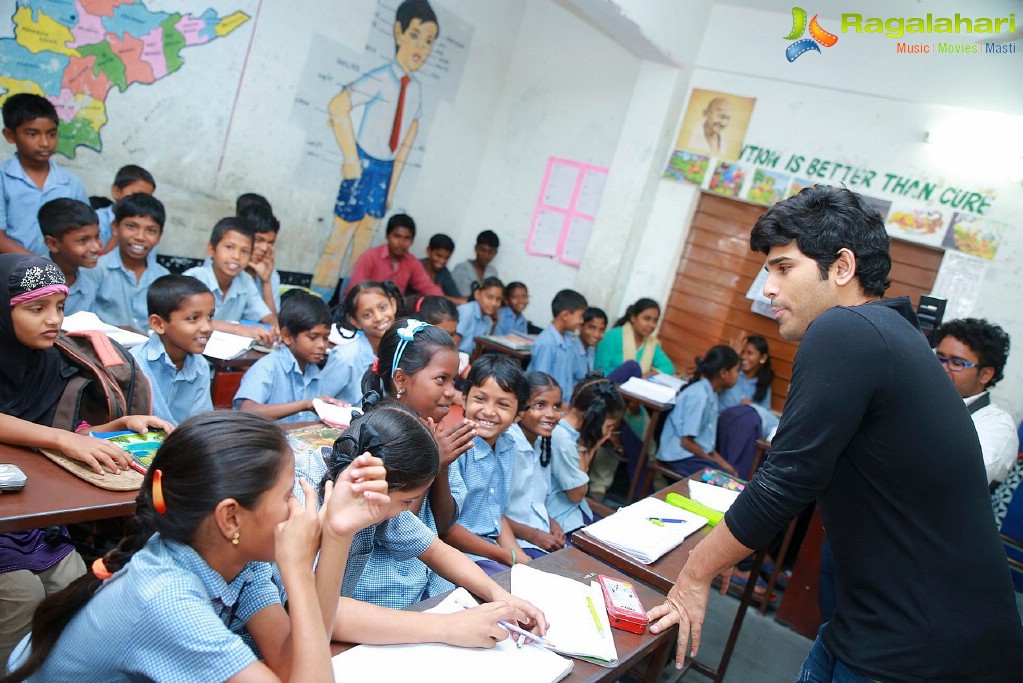 Allu Sirish at Banjara Hills Goverment High School