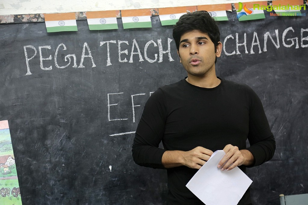 Allu Sirish at Banjara Hills Goverment High School