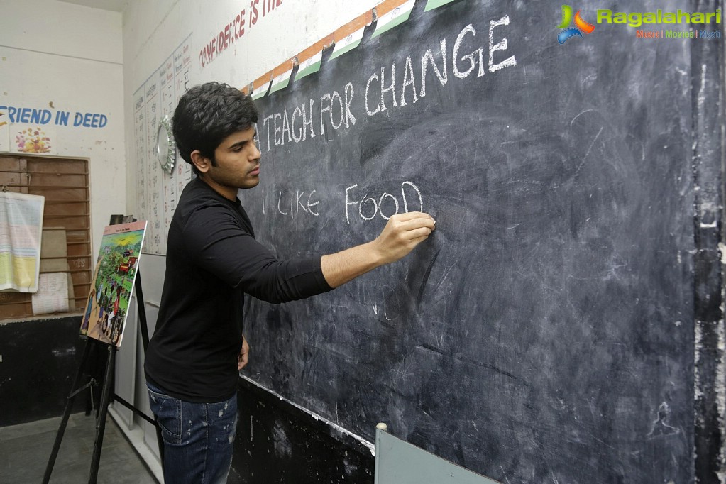 Allu Sirish at Banjara Hills Goverment High School