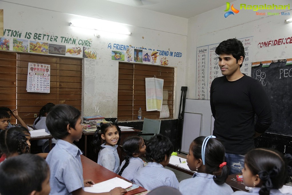 Allu Sirish at Banjara Hills Goverment High School