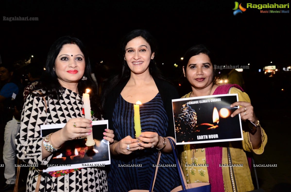 Earth Hour 2018 at People's Plaza, Necklace Road