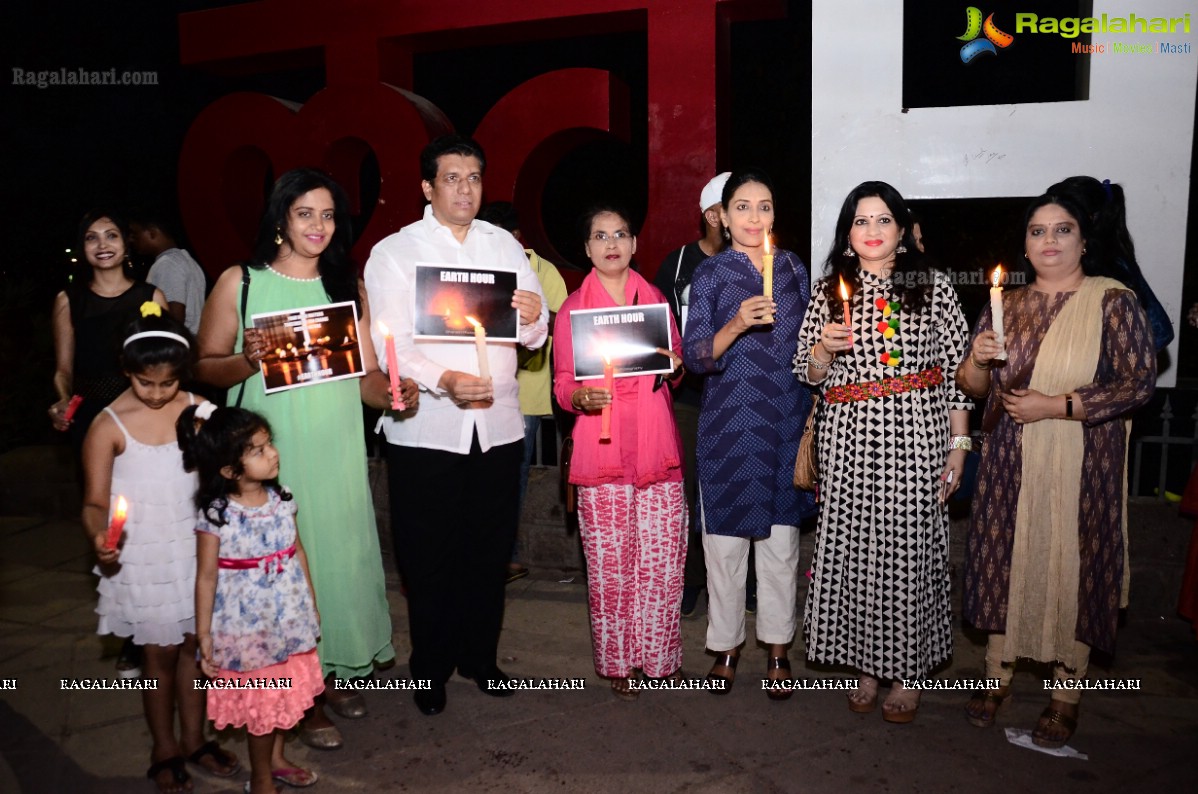 Earth Hour 2018 at People's Plaza, Necklace Road