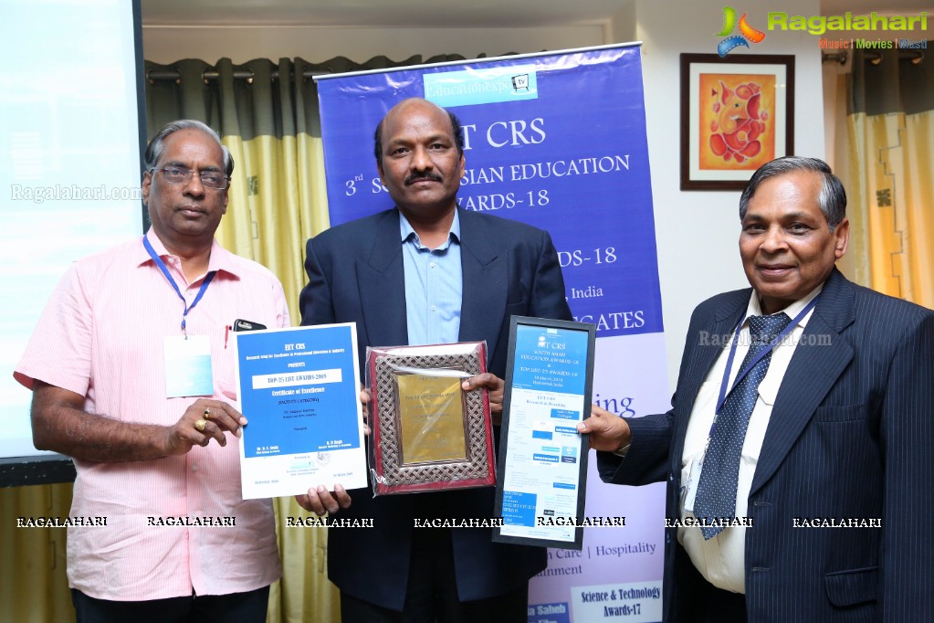 EET CRS 3rd South Asian Education Awards-18 & Top-15 List Awards -18