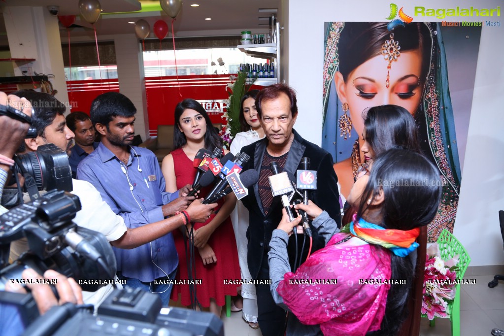 Priyanka Sharma & Priya Augustin launches Habib's Hair and Beauty Salon @ P&T Colony, Karkhana