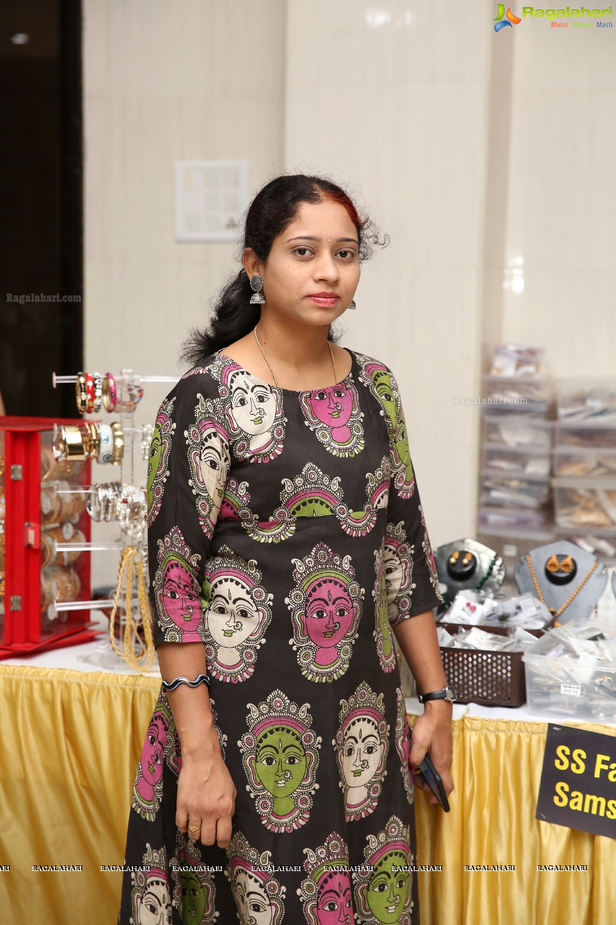 Junior Jaycee Hyderabad Royals Hosts Spree Exhibition at Terapanti Bhavan