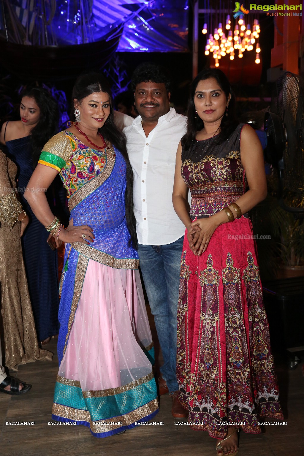 Telugu TV Artist Latha Chowdary Birthday Bash at Filmy Junction