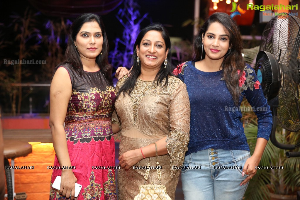 Telugu TV Artist Latha Chowdary Birthday Bash at Filmy Junction