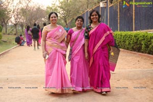 Milind Soman Saree Run