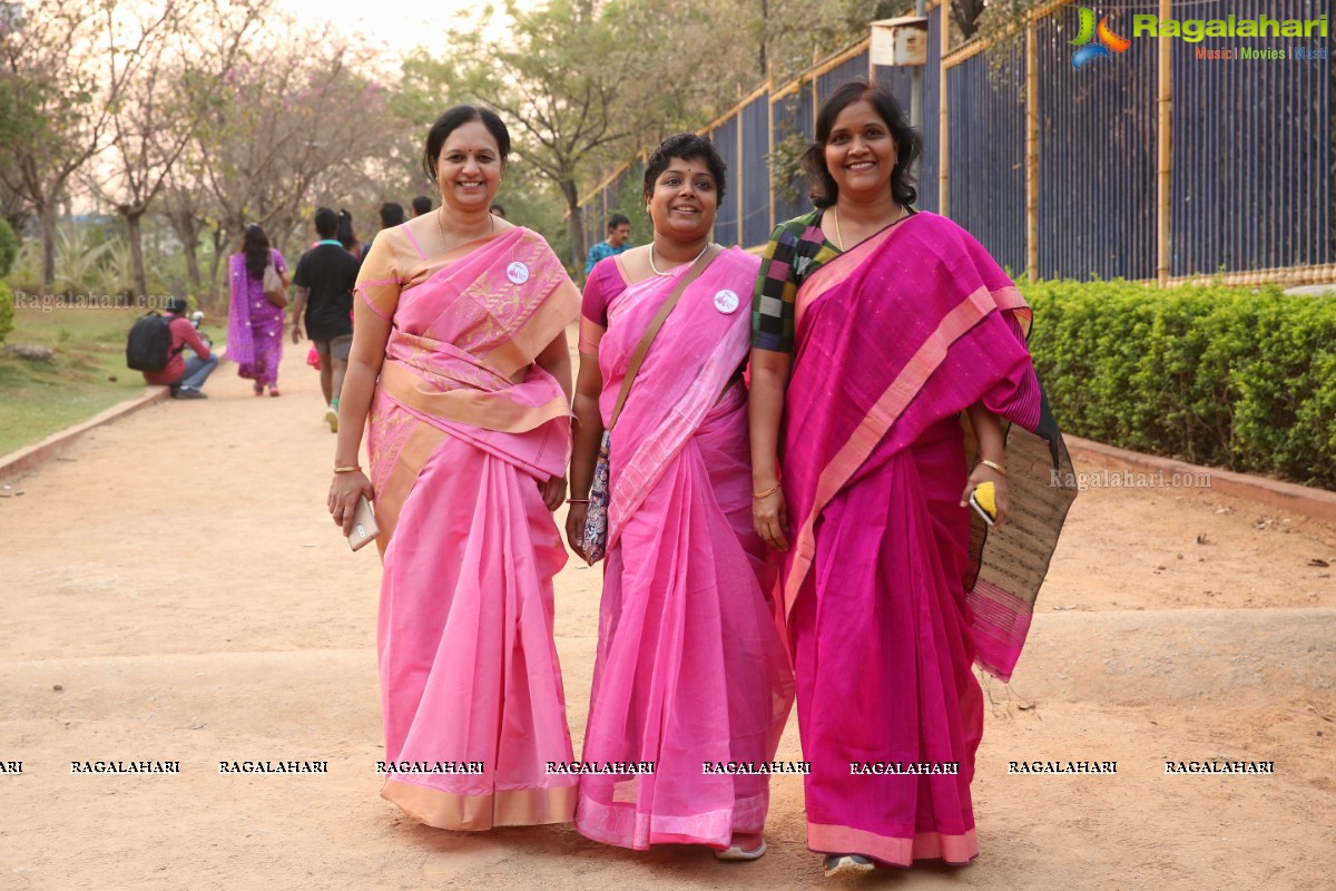 Saree Run by Milind Soman at KBR Park