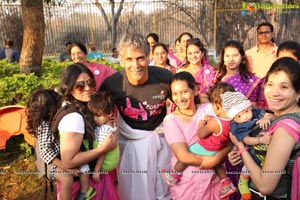 Milind Soman Saree Run