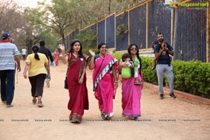 Milind Soman Saree Run