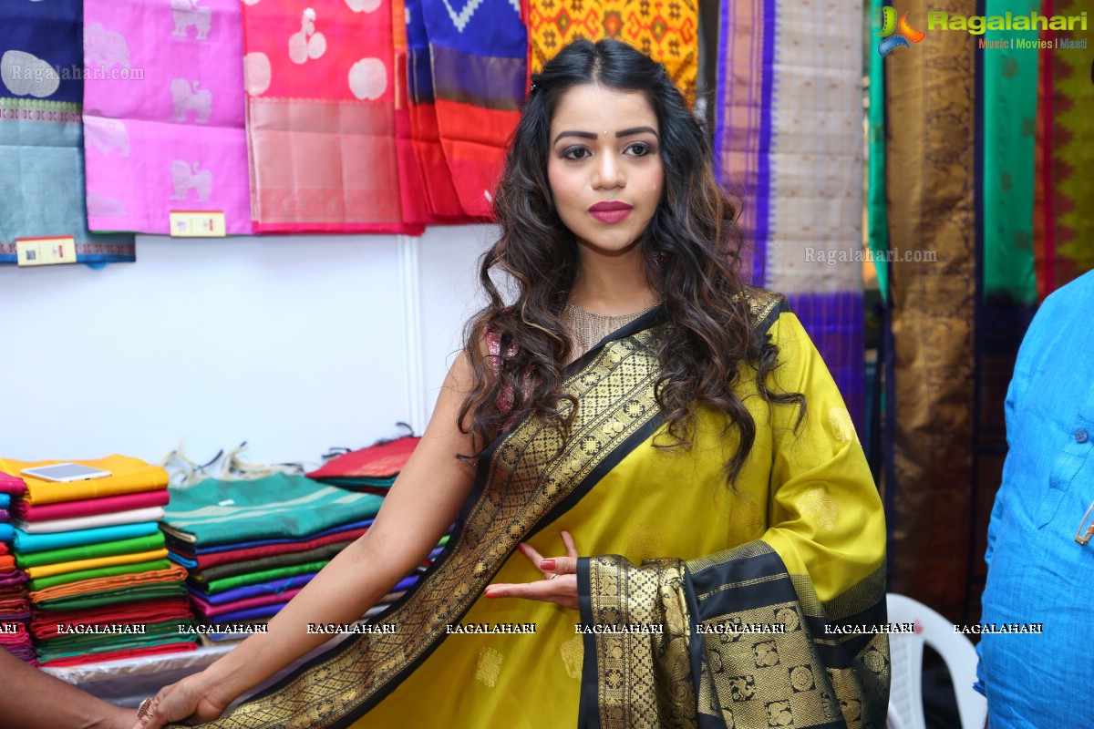 Actress Bhavya Sri Launches National Silk Expo @ Sri Satya sai Nigamagamam