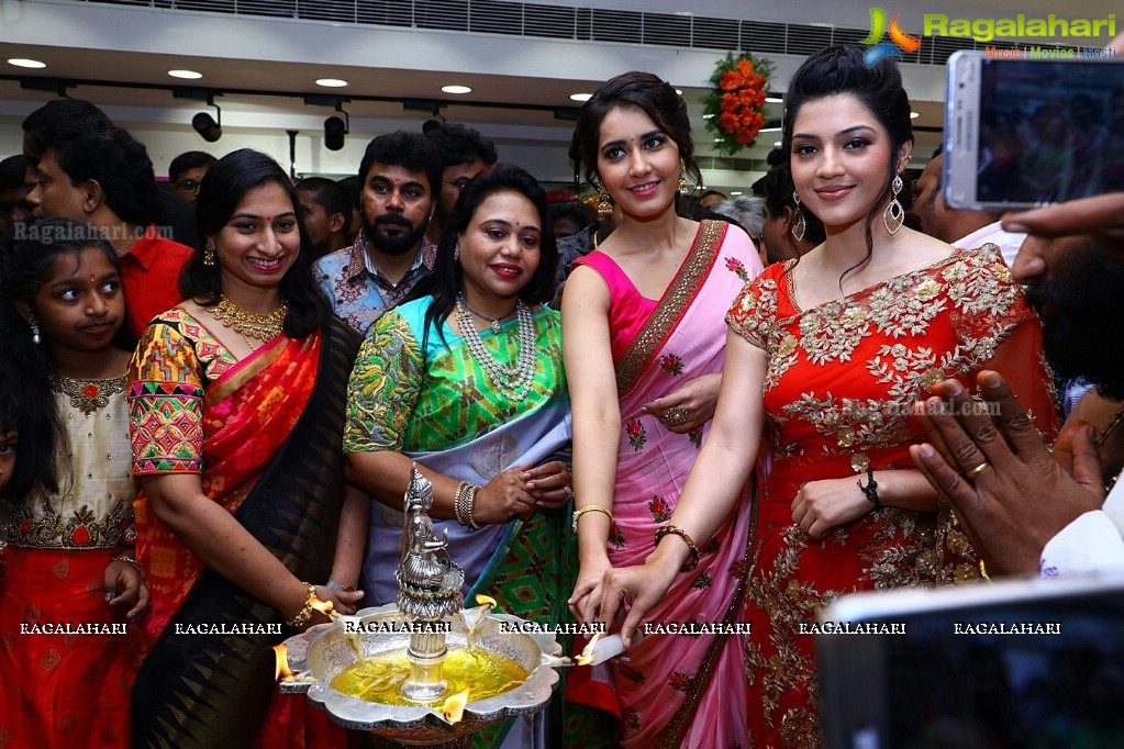 Raashi Khanna and Mehrene Kaur launches KLM Fashion Mall in Nellore