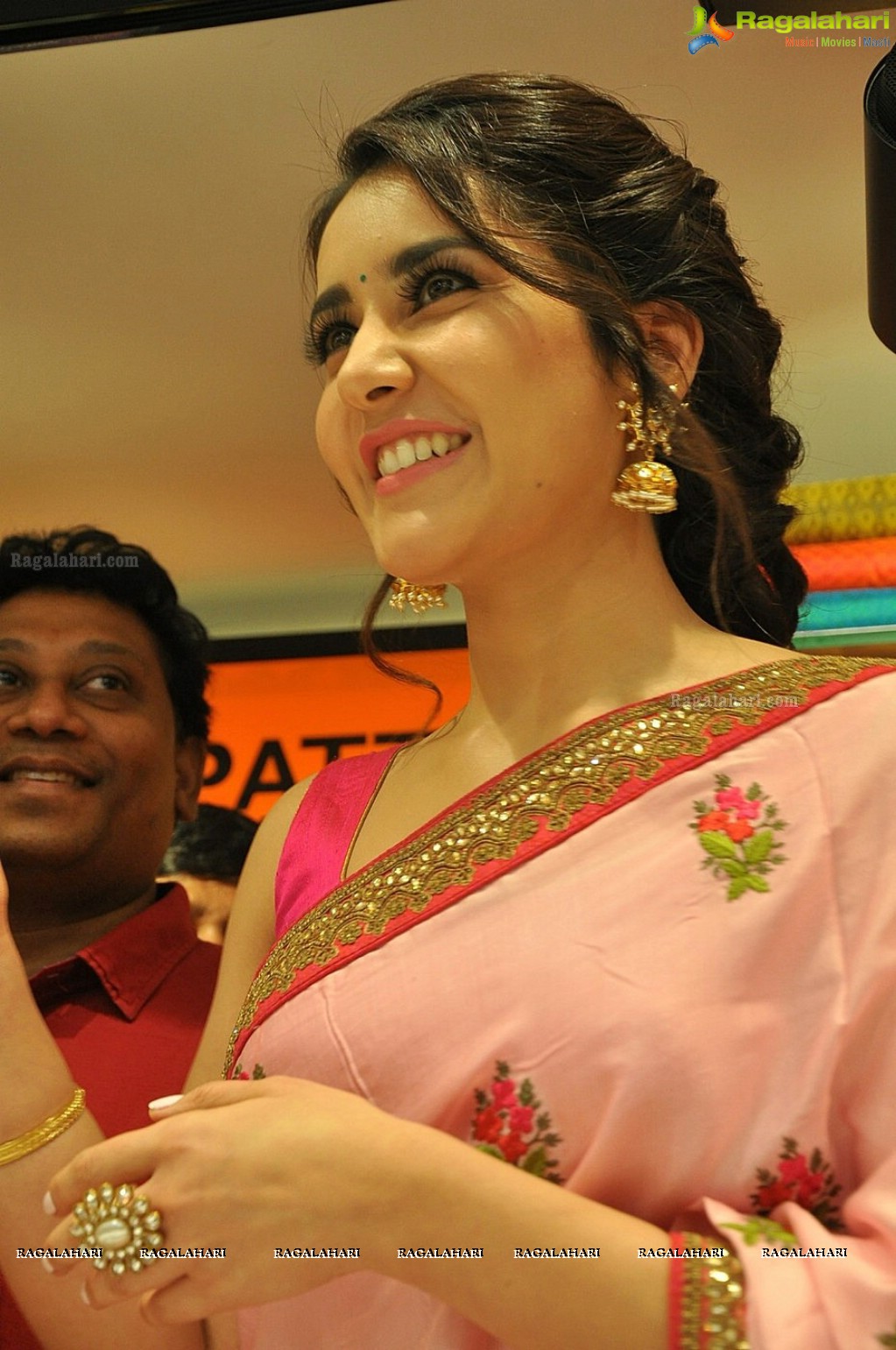 Raashi Khanna and Mehrene Kaur launches KLM Fashion Mall in Nellore