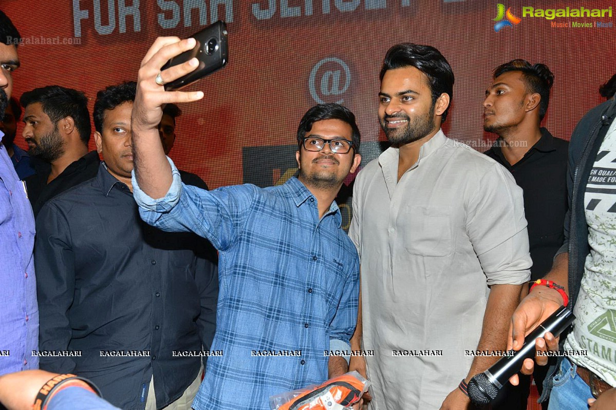 Sai Dharam Tej Launches Sunrisers Hyderabad Jersey at KLM Fashion Mall