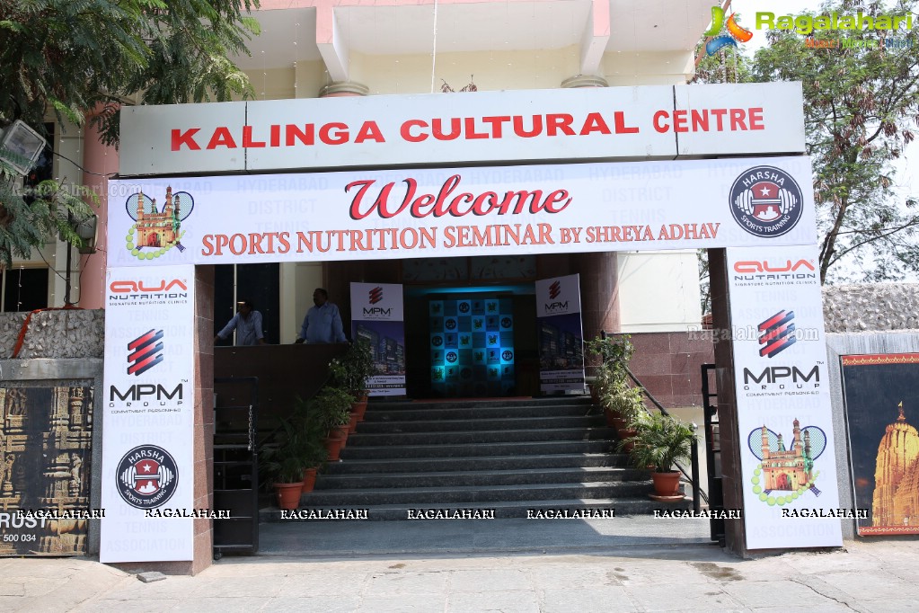 Sports Nutrition Seminar by Shreya Adhav at Kalinga Cultural Center 