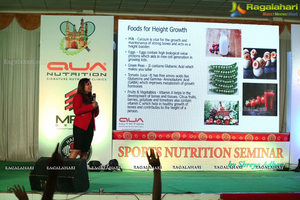 Sports Nutrition Seminar by Shreya Adhav at Kalinga Cultural Center 