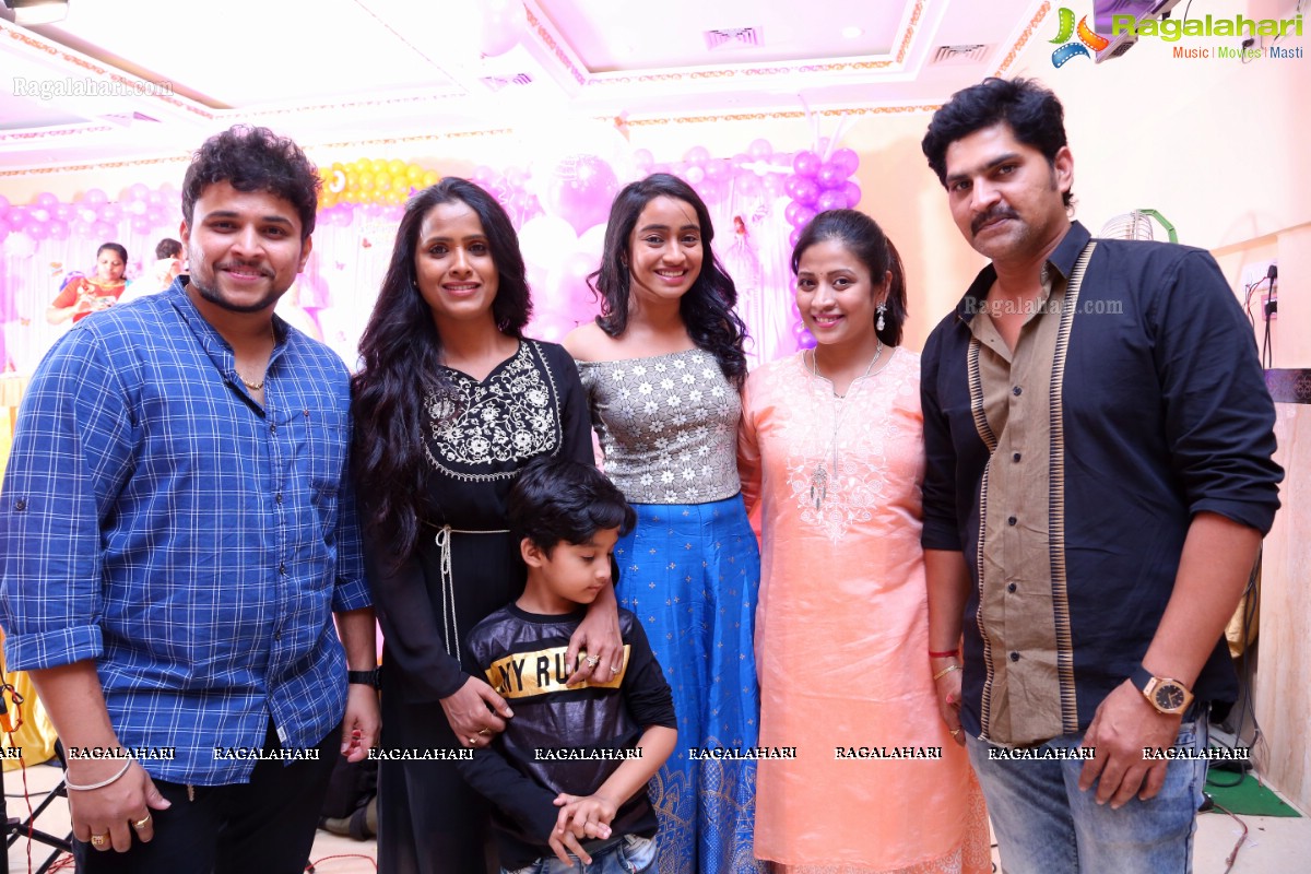 TV Actress Maheshwari-Shivanag Daughter Harini 1st Birthday at Celebrations Function Hall