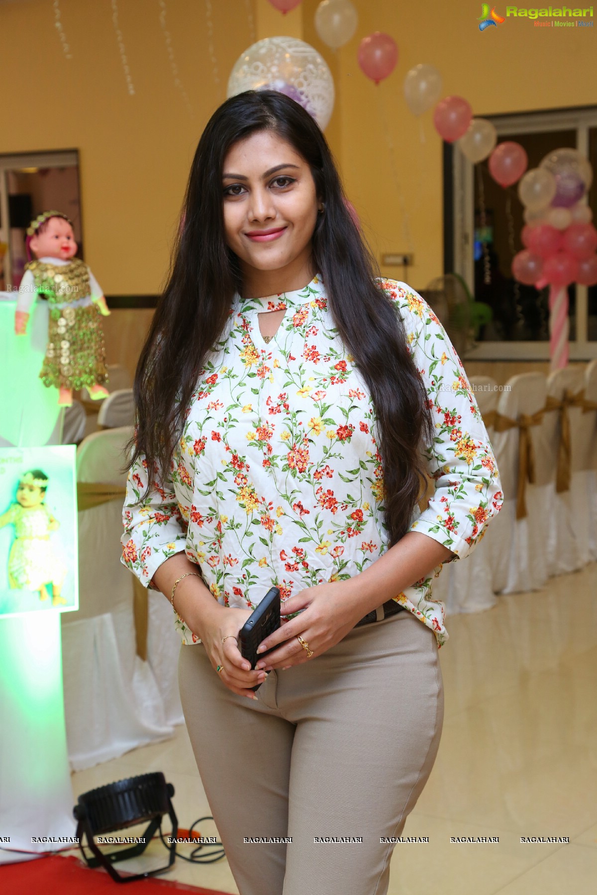 TV Actress Maheshwari-Shivanag Daughter Harini 1st Birthday at Celebrations Function Hall