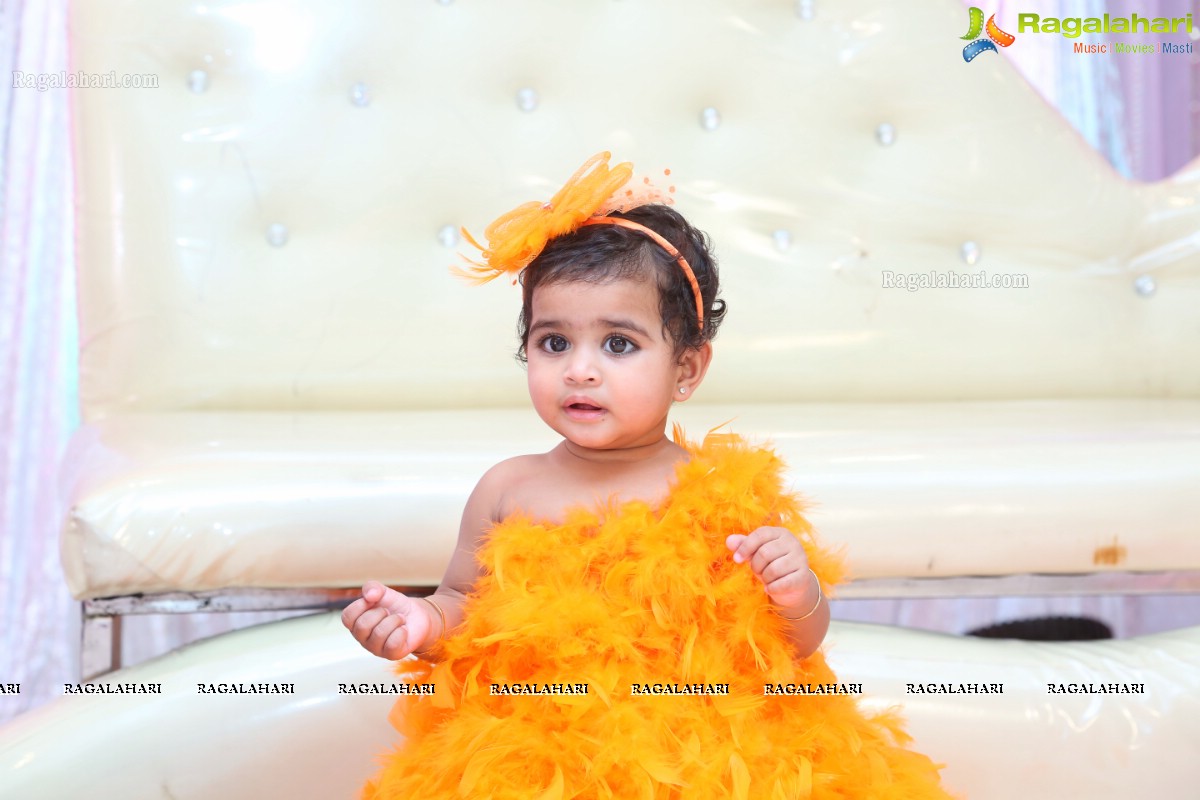 TV Actress Maheshwari-Shivanag Daughter Harini 1st Birthday at Celebrations Function Hall