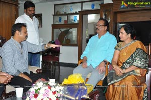 Naresh Met Superstar Krishna, Vijayanirmala garu