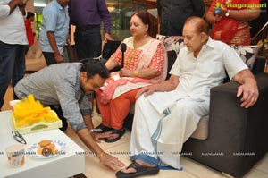 Naresh Met Superstar Krishna, Vijayanirmala garu