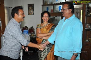 Naresh Met Superstar Krishna, Vijayanirmala garu