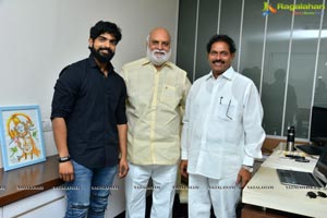 K Raghavendra Rao Unveils Pranam Khareedu Trailer