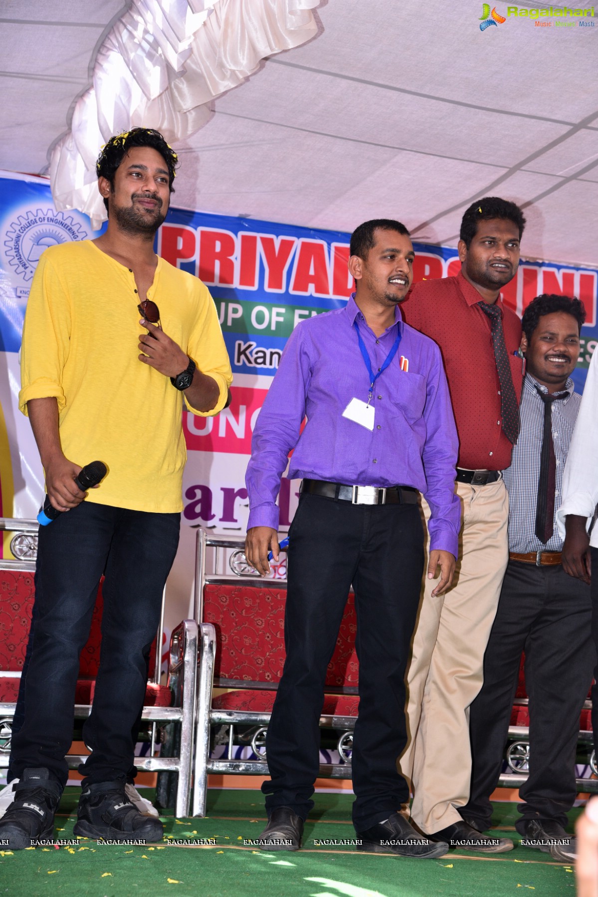 Varun Sandesh Visits Priyadarshini Colleges in Nellore