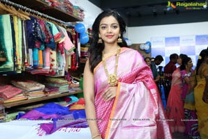 Nitya Shetty Inaugurates Aarna Collections