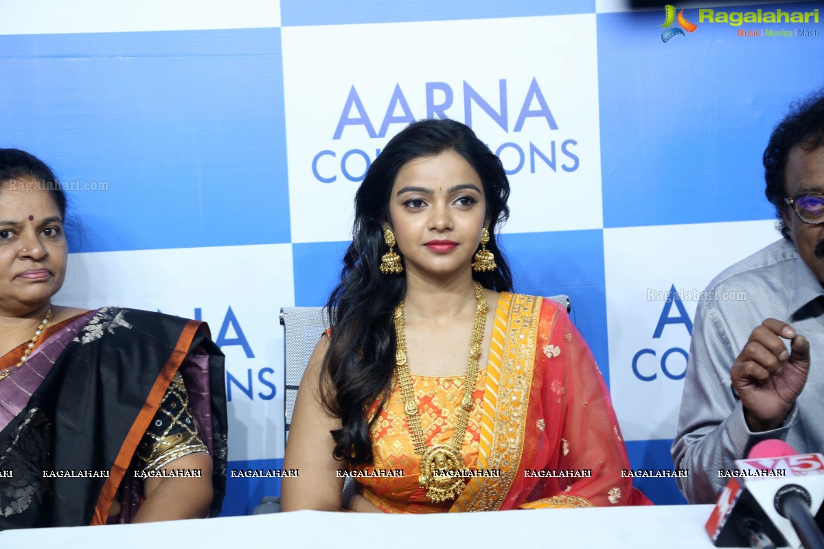 Nitya Shetty Inaugurates Aarna Collections at Sanikpuri