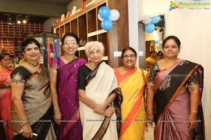 Nitya Shetty Inaugurates Aarna Collections