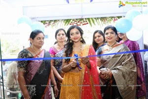 Nitya Shetty Inaugurates Aarna Collections