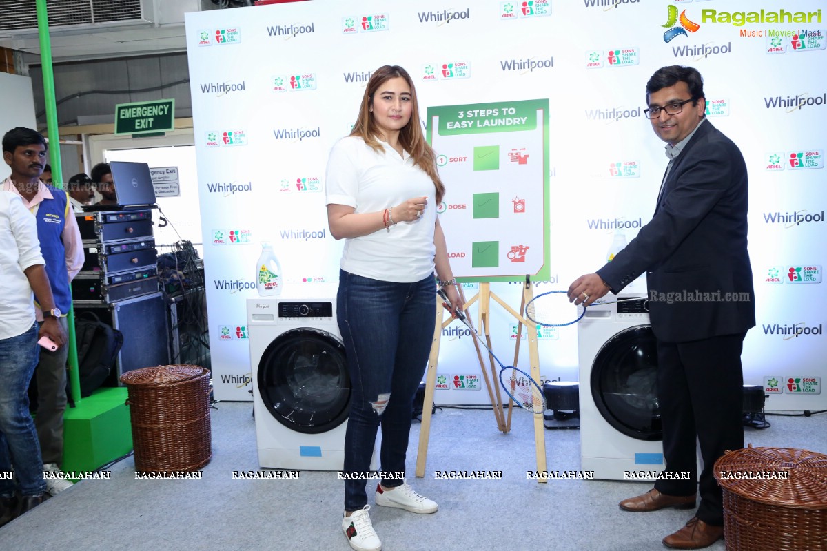 Ariel and Whirlpool Celebrate Perfect Partnership at Metro with Jwala Gutta