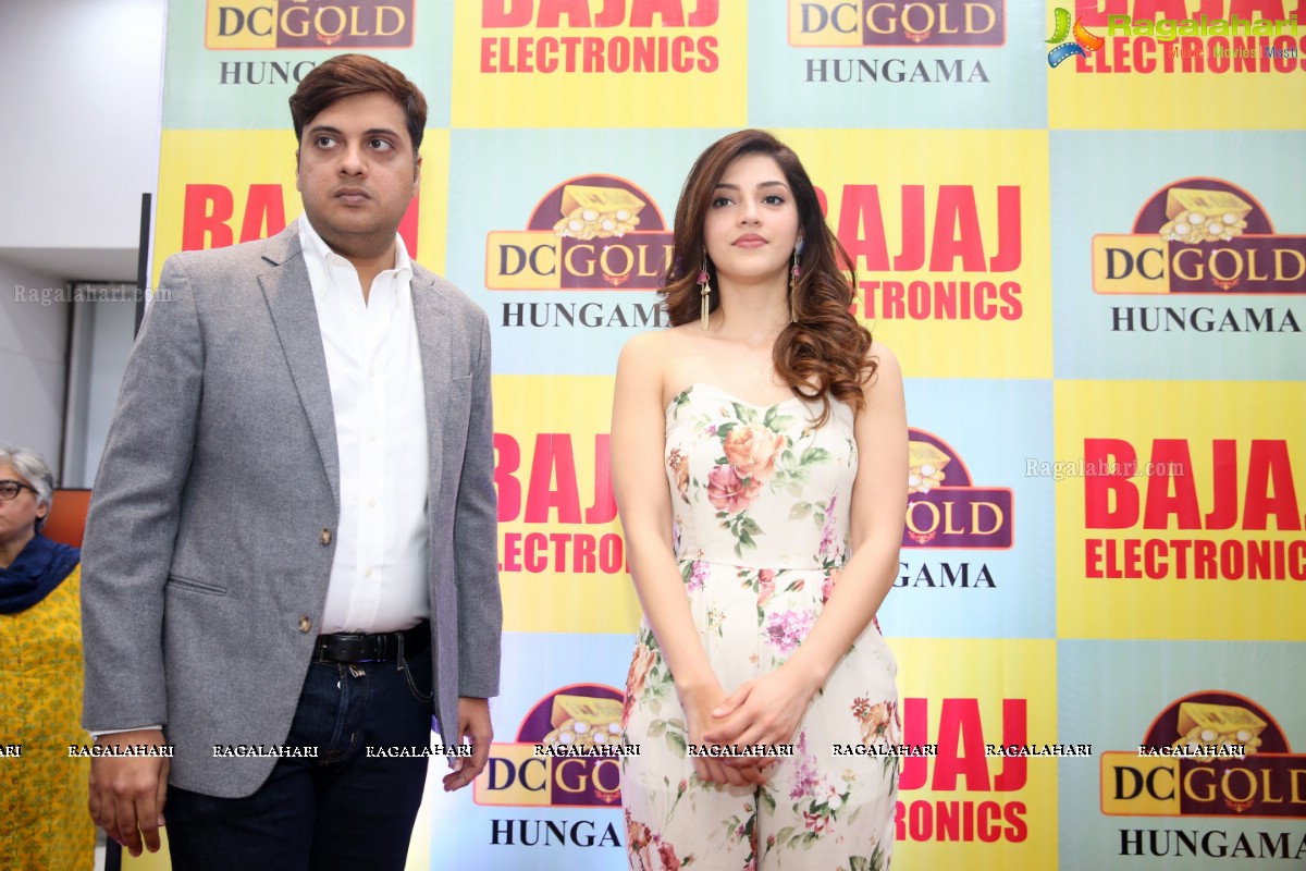 Bajaj Electronics Gold Hungama '1KG Gold Prize' at Forum Sujana Mall