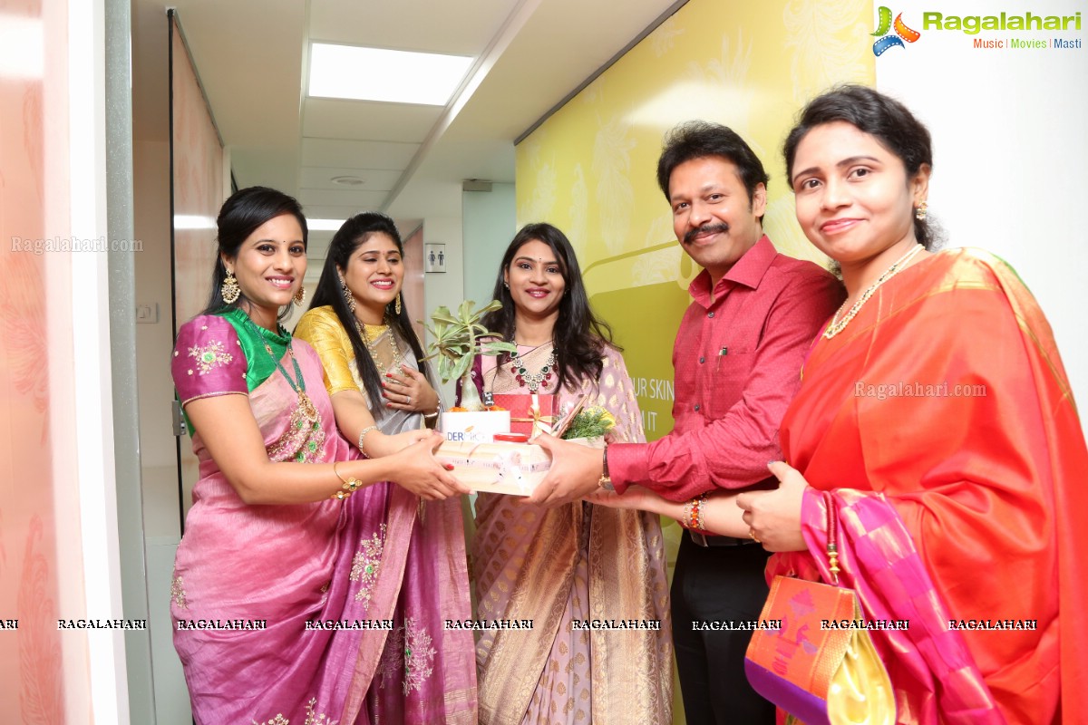 DERMIQ Cosmetic Clinic Launch by Omkar, Divyansha Kaushik & Sunaina at Kondapur