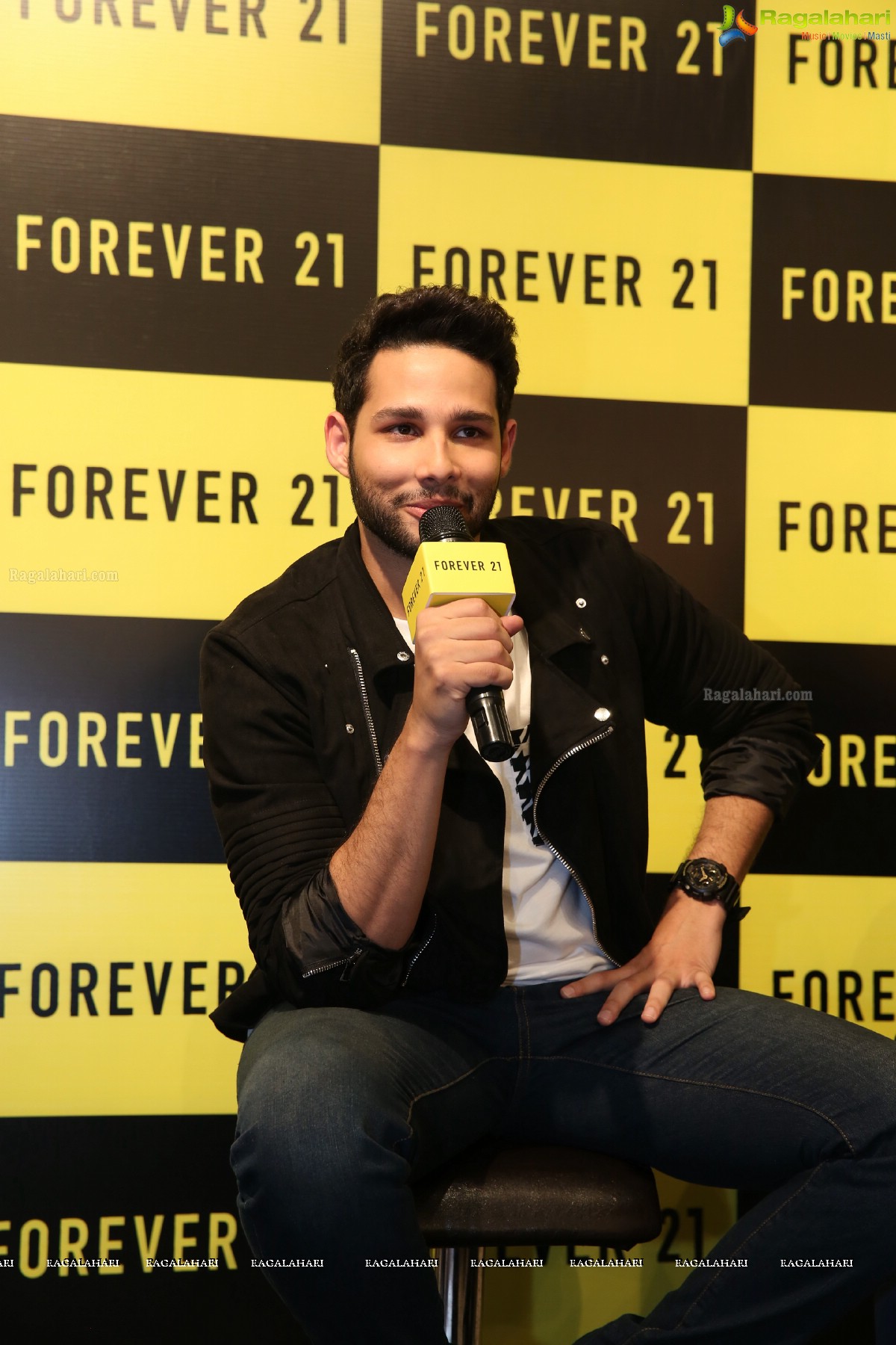 Siddhant Chaturvedi Unveils Forever 21's Second Store at Inorbit Mall in Hyderabad