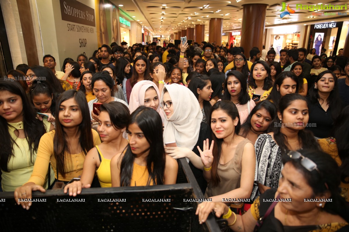 Siddhant Chaturvedi Unveils Forever 21's Second Store at Inorbit Mall in Hyderabad