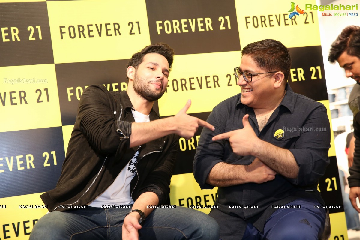 Siddhant Chaturvedi Unveils Forever 21's Second Store at Inorbit Mall in Hyderabad