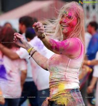 Holi Celebration in Dubai By Country Club